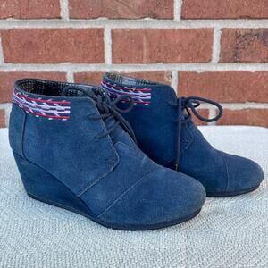 TOMS Blue Suede Embroidered Wedge Ankle Booties Lace Up Womens Size 7 Shoes